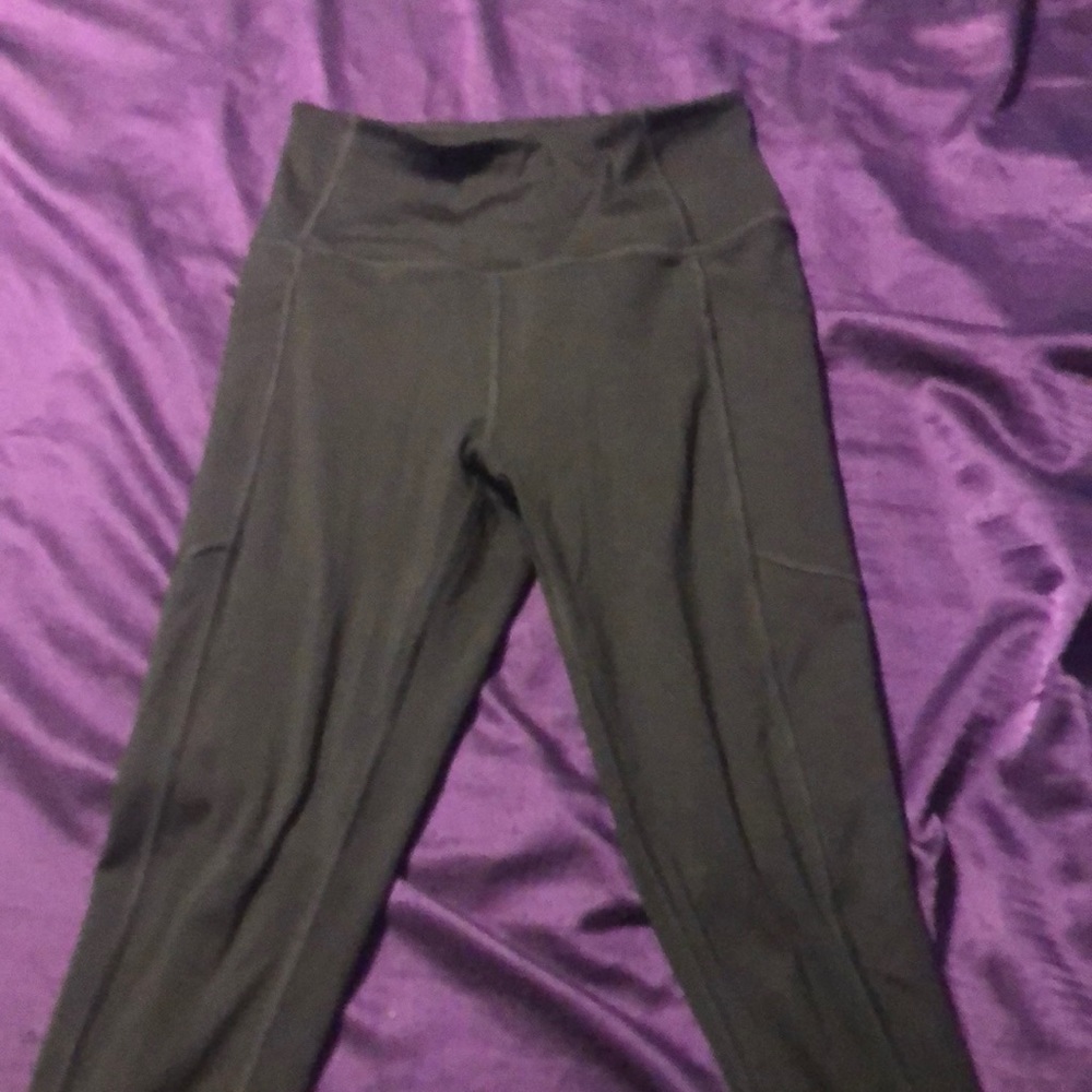 Full length with pockets VS leggings